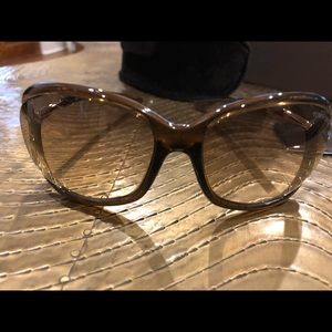 Tom Ford Jennifer style sunglasses